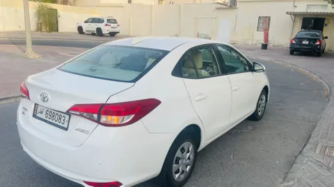 Toyota Yaris 1.5L STD (CVT) 2021