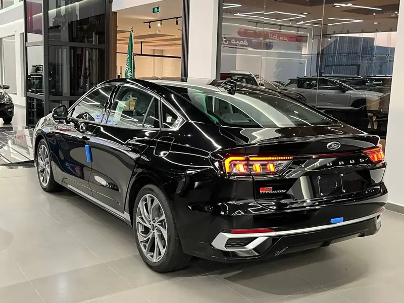 Ford Taurus 2025