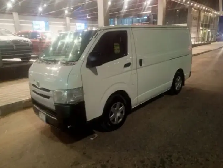 toyota hiace image Toyota Hiace 2016