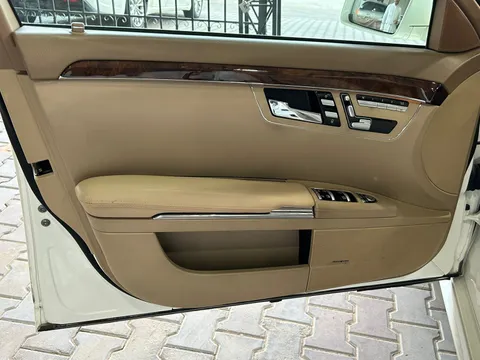 Mercedes-Benz 300 2013