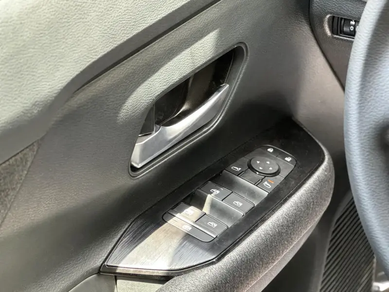 Nissan Kicks 2025