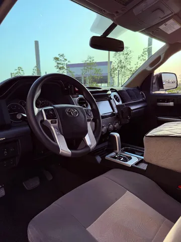 Discover undefined undefined Exterior Interior Images.Find all aspects and details of cars.