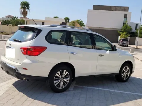 Discover undefined undefined Exterior Interior Images.Find all aspects and details of cars.