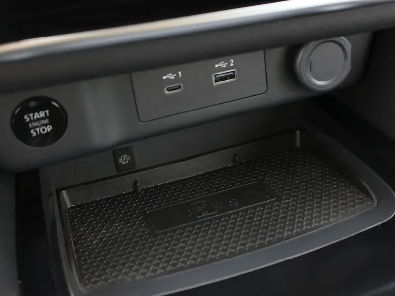 Nissan X-Trail 2025
