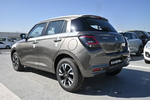 Discover undefined undefined Exterior Interior Images.Find all aspects and details of cars.