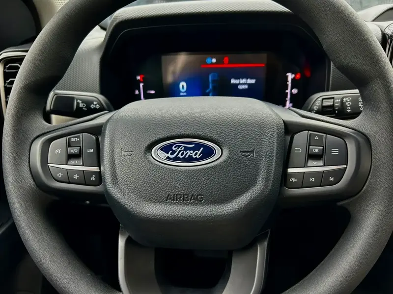 Ford EVEREST 2024