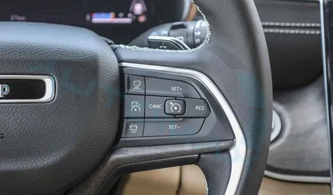 Discover undefined undefined Exterior Interior Images.Find all aspects and details of cars.