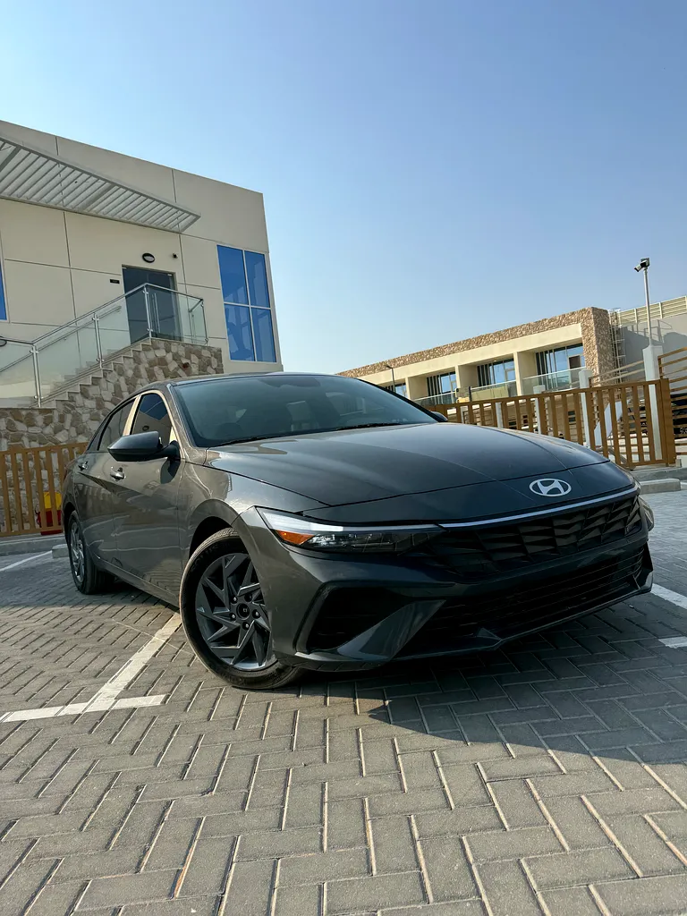 Hyundai Elantra 2024