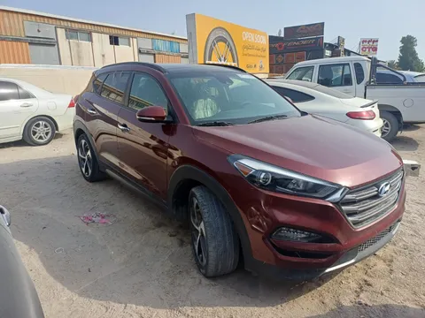 Hyundai Tucson 1.6L T-GDI Advanced FWD 2016