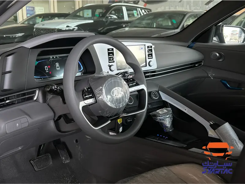 Discover undefined undefined Exterior Interior Images.Find all aspects and details of cars.