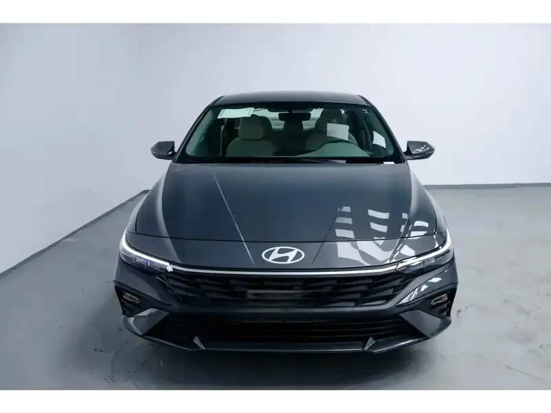 Discover undefined undefined Exterior Interior Images.Find all aspects and details of cars.