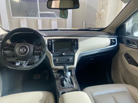 MG RX5 2.0T LUX (AWD) 2021