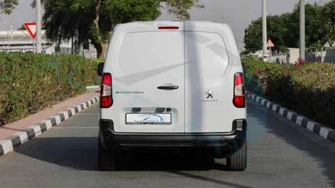 New Peugeot Partner e-Partner Long 2024