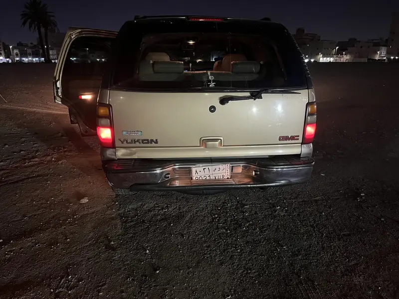 GMC Yukon 2001