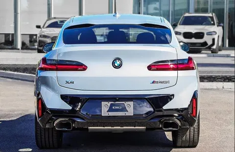 Discover undefined undefined Exterior Interior Images.Find all aspects and details of cars.