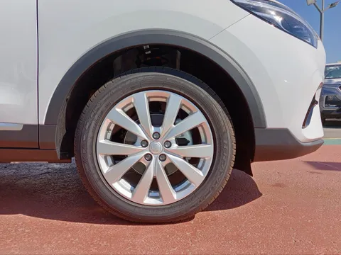 New MG ZS 1.5L COM 2025