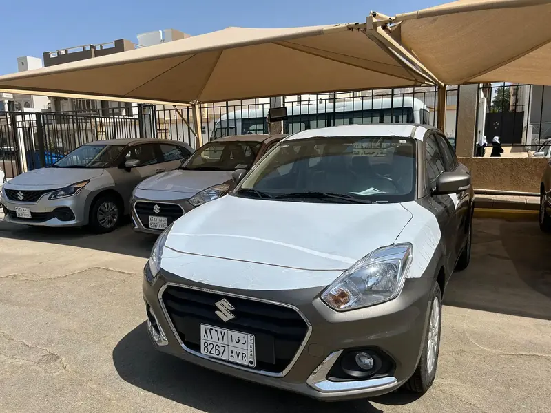 Discover undefined undefined Exterior Interior Images.Find all aspects and details of cars.