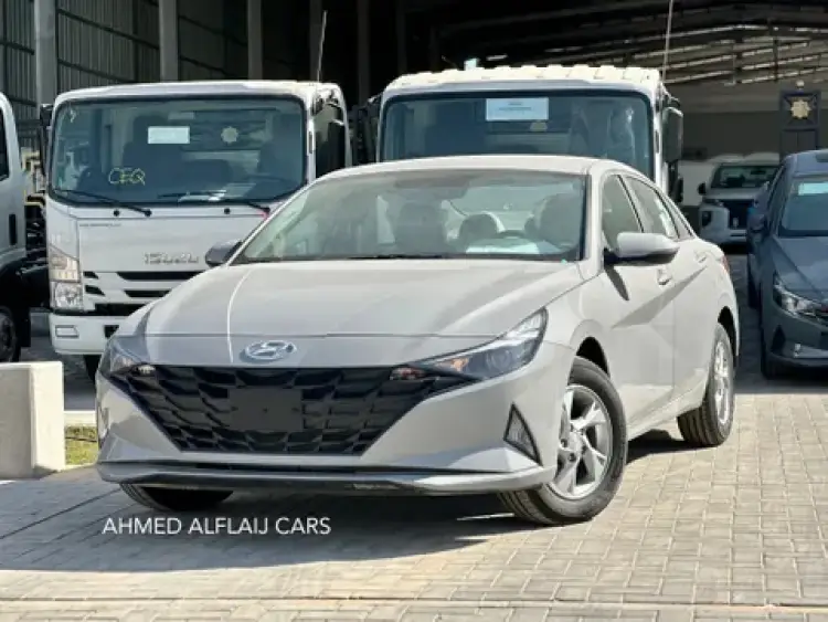 hyundai hyundai-elantra image New Hyundai Elantra 2023