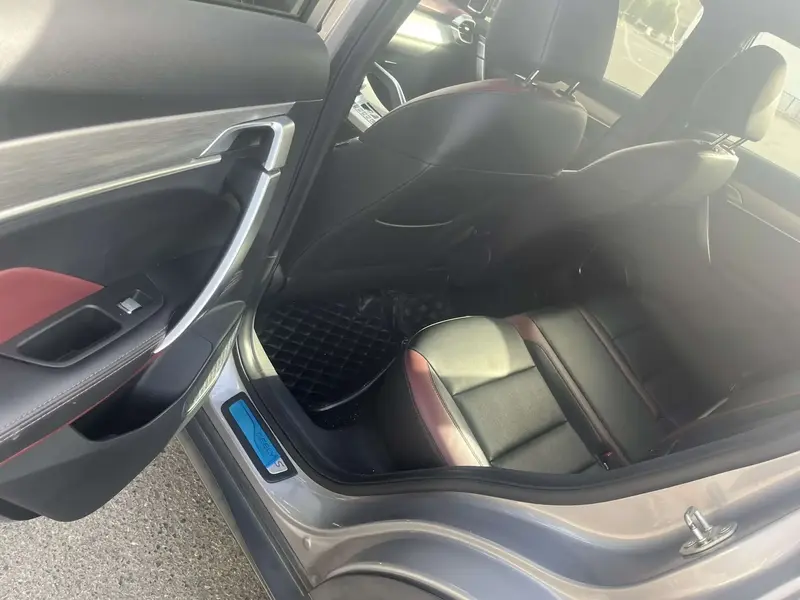 Geely Coolray 2022