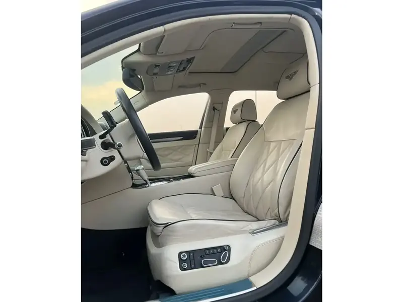 Bentley Flying Spur 2011