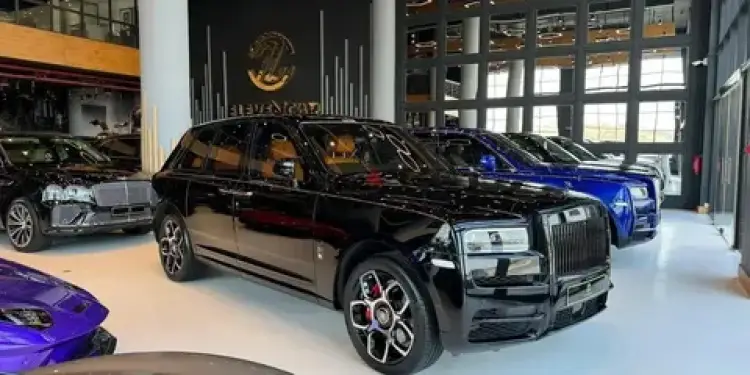 rolls-royce cullinan image Rolls Royce Cullinan 2023