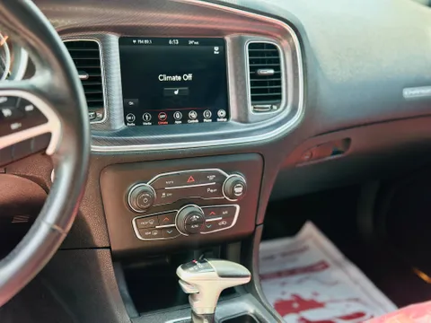 Dodge Charger 3.6L SXT (Base) 2018