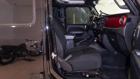 Jeep Wrangler Rubicon 3.6L A/T 2020