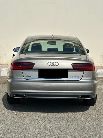 Discover undefined undefined Exterior Interior Images.Find all aspects and details of cars.