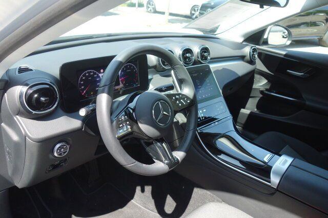 مرسيدس بنز C Class 2023
