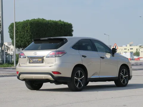 Discover undefined undefined Exterior Interior Images.Find all aspects and details of cars.