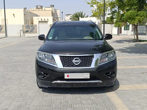 Nissan Pathfinder 3.5L S 2WD 2015