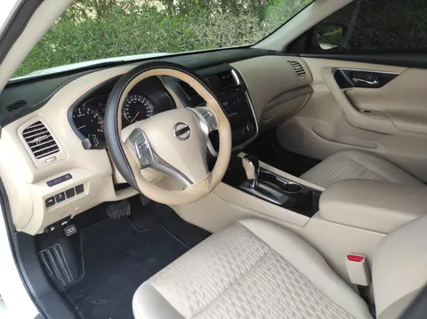 Nissan Altima 2.5 SV 2018