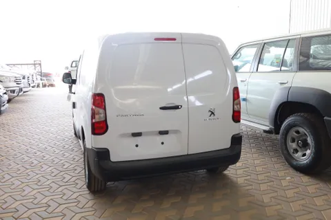New Peugeot Partner 2024