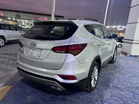 Hyundai Santa Fe 2017