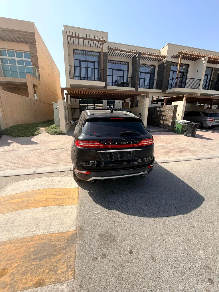 لينكولن MKC 2019