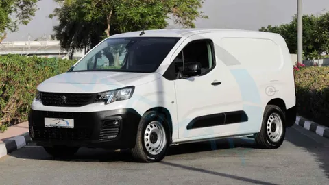 New Peugeot Partner e-Partner Long 2024