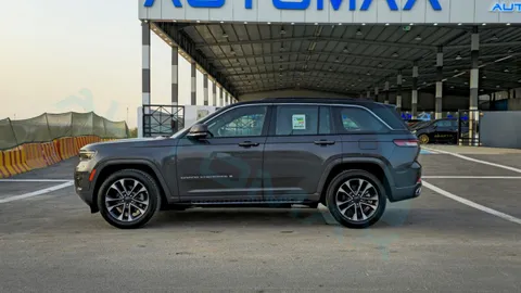 New Jeep Grand Cherokee 3.6L Overland 2024