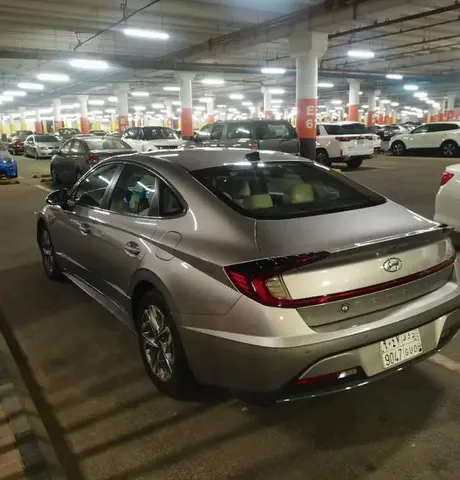 Discover undefined undefined Exterior Interior Images.Find all aspects and details of cars.
