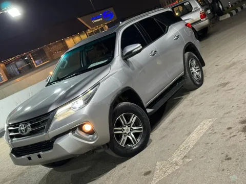 Toyota Fortuner 2017