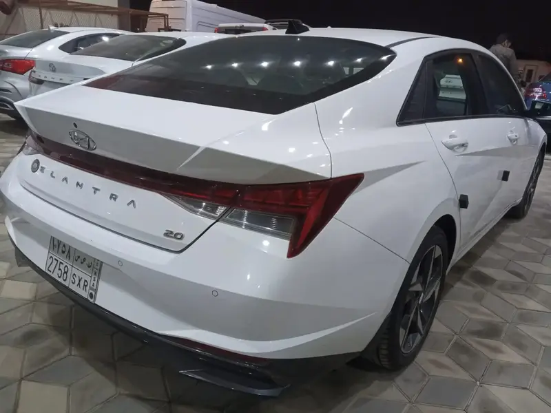 Hyundai Elantra 2023
