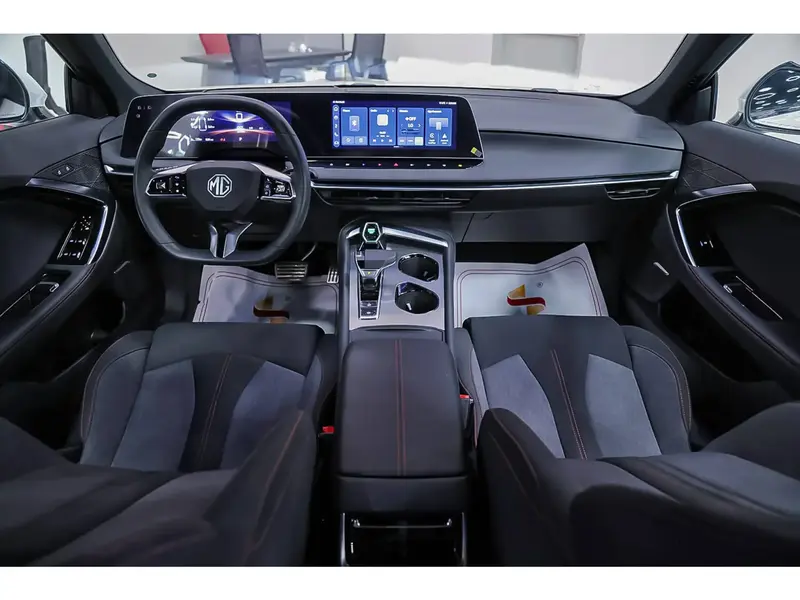 Discover undefined undefined Exterior Interior Images.Find all aspects and details of cars.