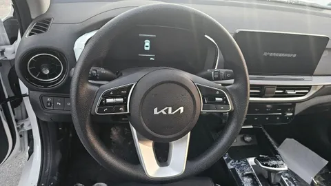 New Kia K3 2024