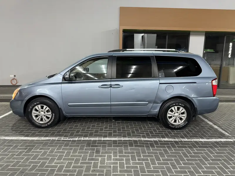 KIA Carnival 2014