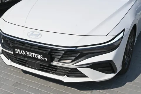 Discover undefined undefined Exterior Interior Images.Find all aspects and details of cars.