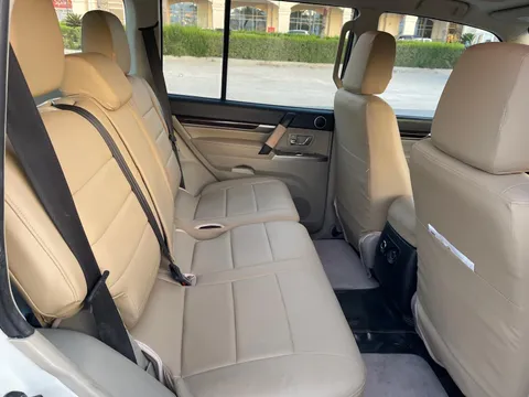 Mitsubishi Pajero 3.5L 5 Door Full 2015