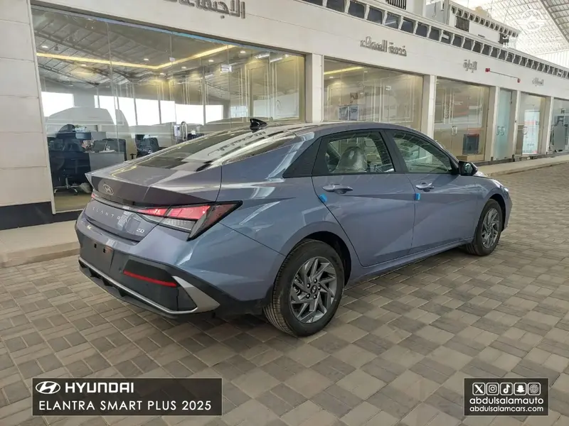Hyundai Elantra 2025
