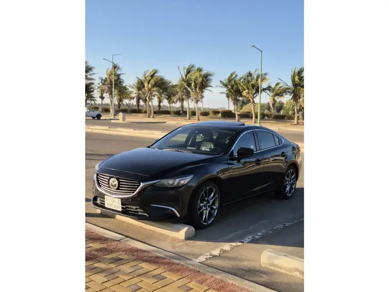 Discover undefined undefined Exterior Interior Images.Find all aspects and details of cars.