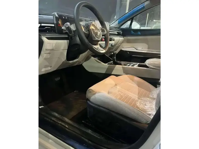 KIA K5 2025