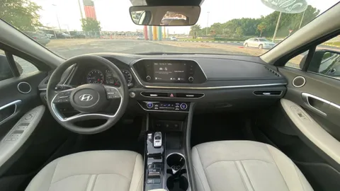 Hyundai Sonata 2.5L Mid 2021