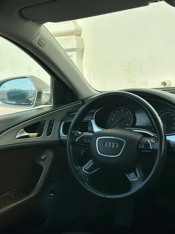 Discover undefined undefined Exterior Interior Images.Find all aspects and details of cars.